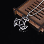 Trendy Arrow Design Titanium Steel Necklace Vintage Pendant Factory Wholesale