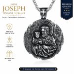 Western Vintage Mother and Child Portrait Medal Pendant - Light Luxury Memorial Coin Stainless Steel Necklace